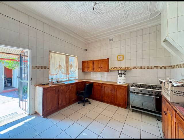 2 BEDROOM HOUSE FOR SALE IN BRAKPAN CENTRAL